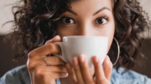 Cafeteira simples e barata