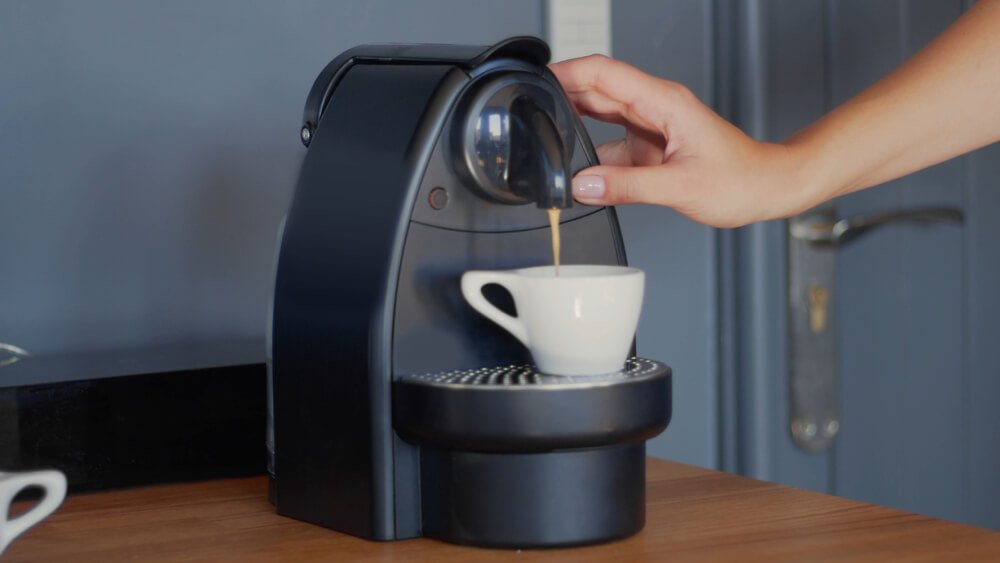 Como descalcificar a cafeteira Nespresso?